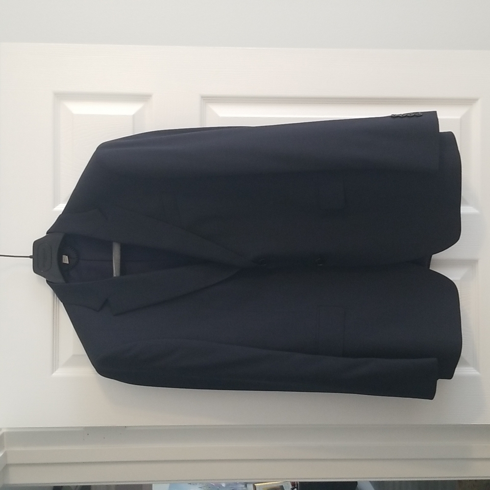 Brand New Burberry London Men's two piece suit with matching pants navy blue
